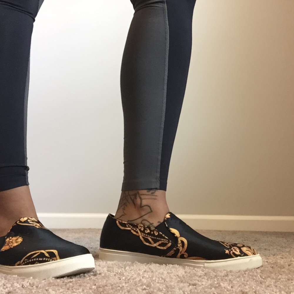 Shoes - Picture 3 of 5